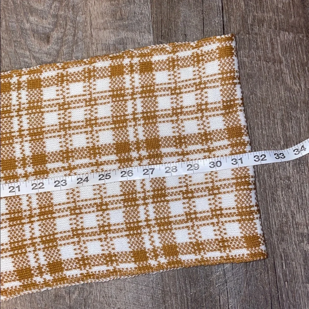 Timberland Tan Brown Cream Windowpane Plaid Knit Scarf
